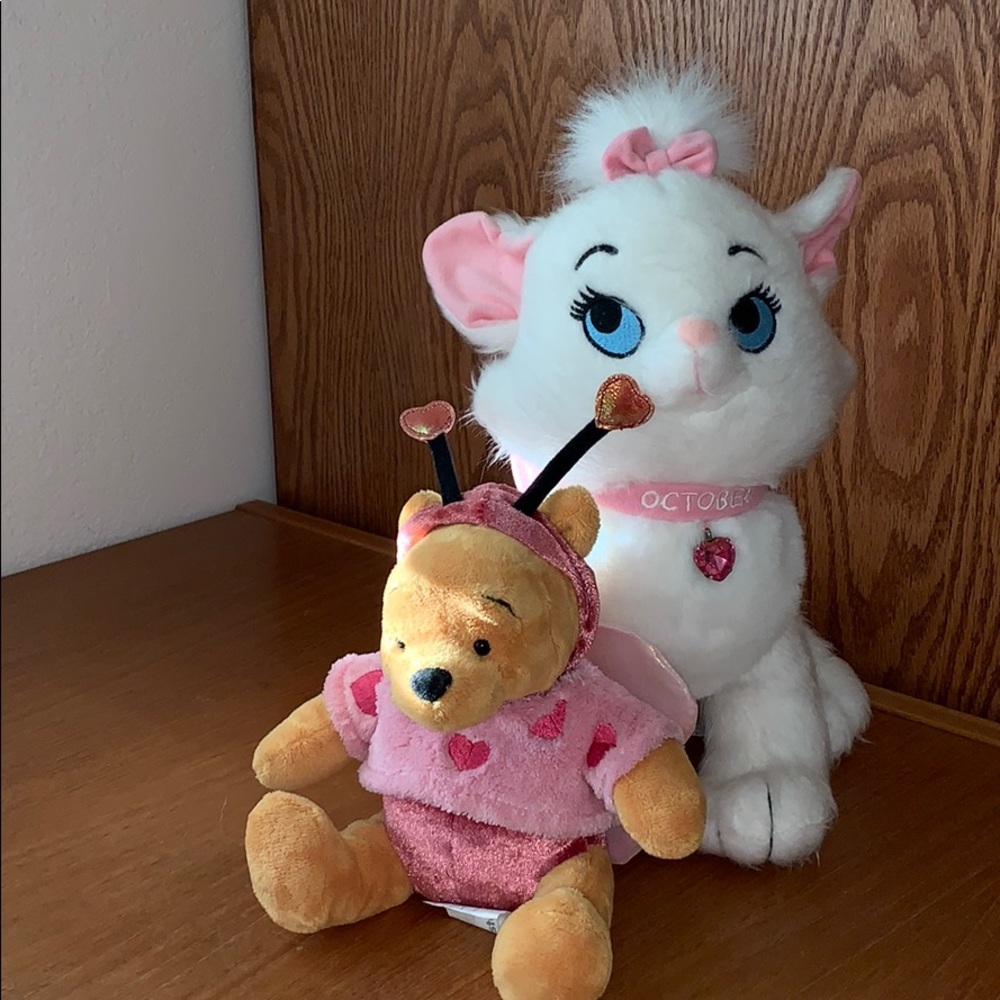 Vintage Aristocrat”Marie” Disney store